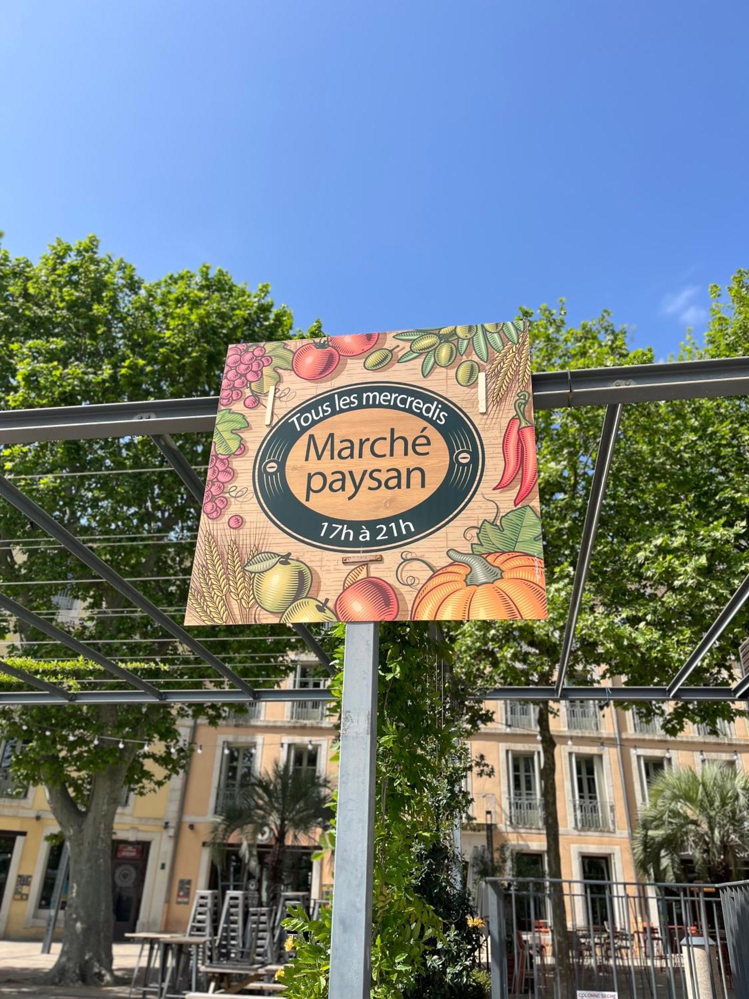 Joli Appartement Hypercentre T2, Classe Meuble De Tourisme 3 Avec Parking Gratuit Béziers Kültér fotó